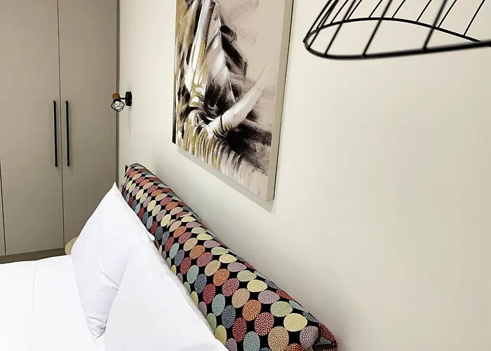 Luxury With Garden In The Suburbs דירה קלמאטה