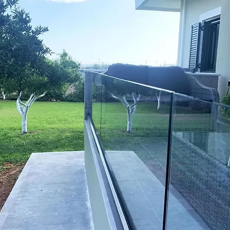 Appartamento Luxury With Garden In The Suburbs Kalamata