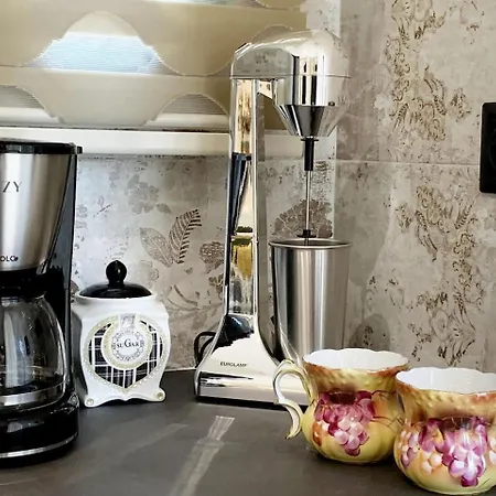 Luxury With Garden In The Suburbs アパート